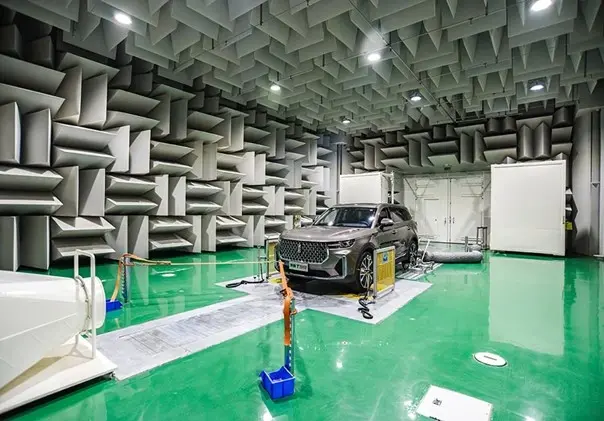 Роликовый динамометр для комплексных испытаний ERSTVAK EDS-NVH-220-4WD