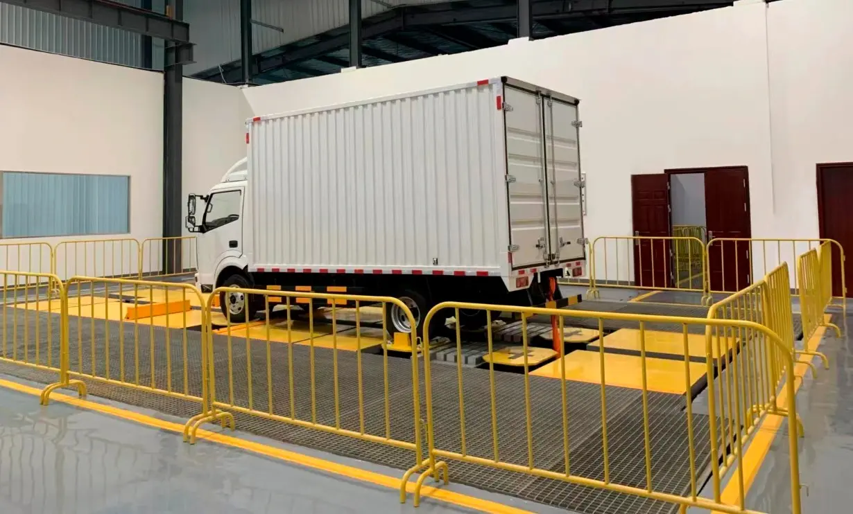 Гидравлический стенд с шинным сопряжением ERSTVAK VSR520-S-MED (3 оси)